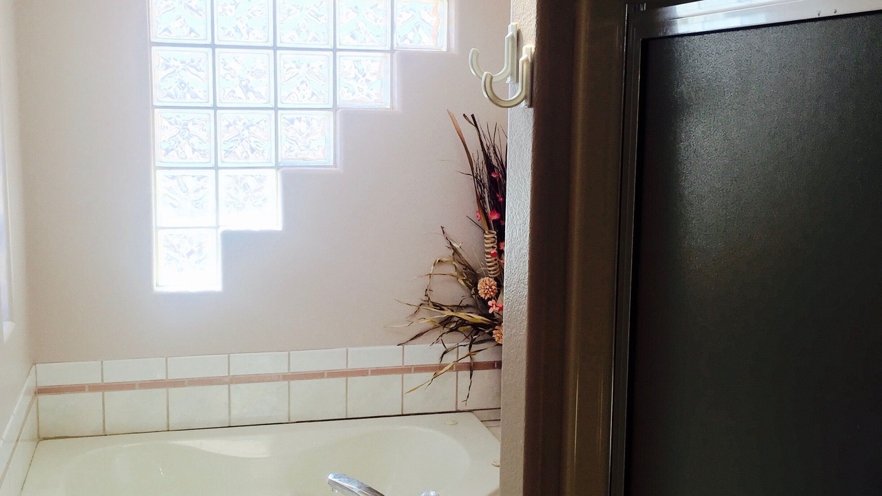 Photo of Bathroom in Greenehaven