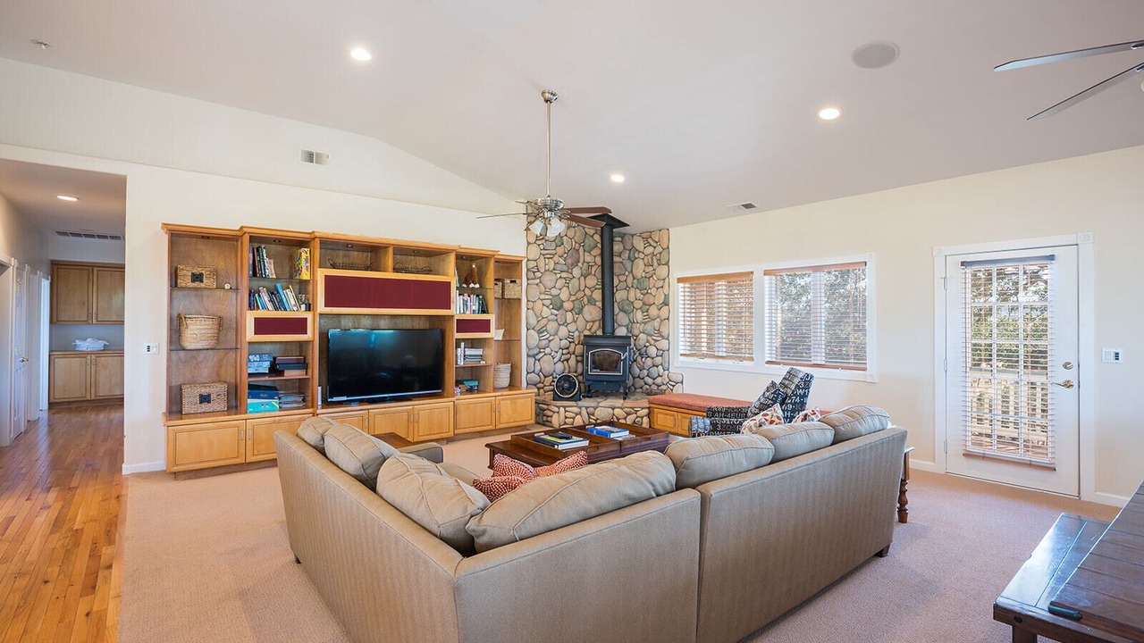 Photo of Livingroom in Paso Robles