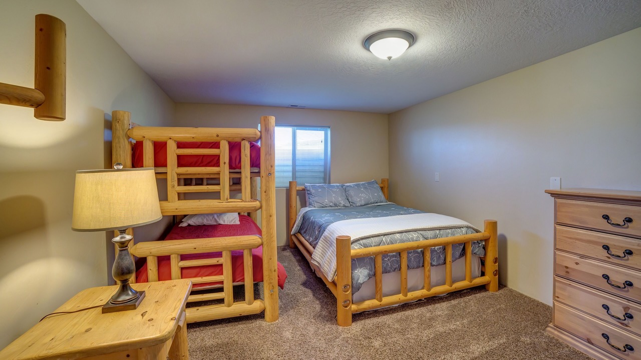 Photo of Bedroom in Sweetwater