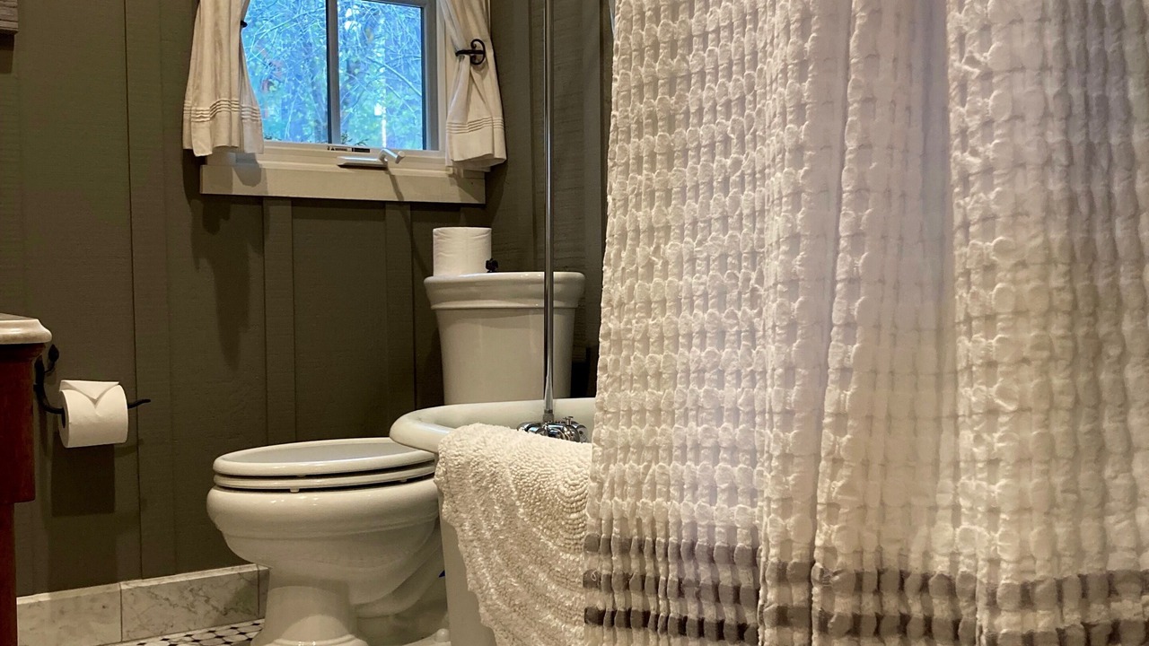 Photo of Bathroom in Tahoe Vista