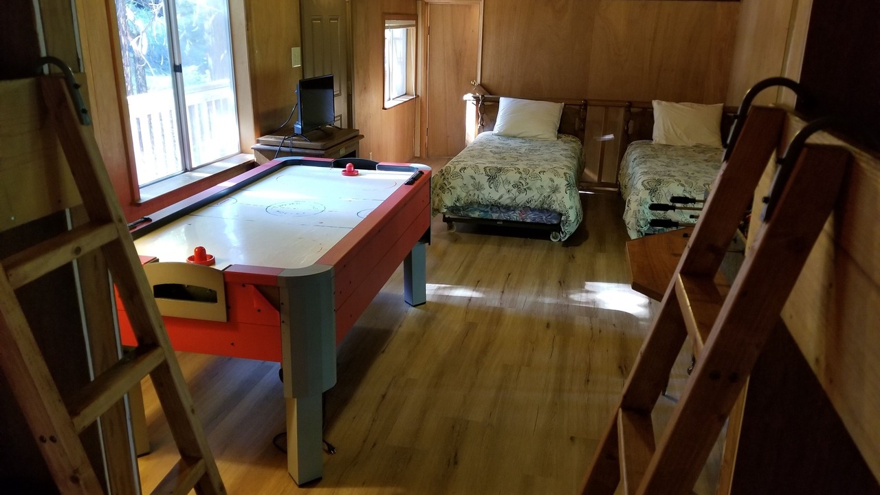Photo of Bedroom in Cold Springs