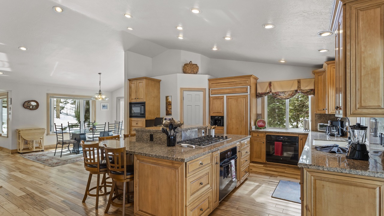Photo of Kitchen in Round Hill Village