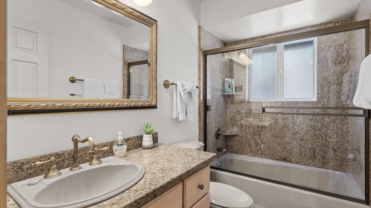 Photo of Bathroom in Round Hill Village