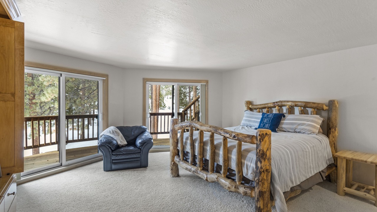 Photo of Bedroom in Round Hill Village