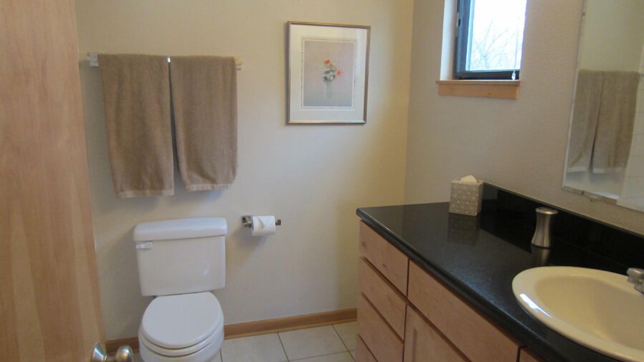 Photo of Bathroom in Old Town Chinatown