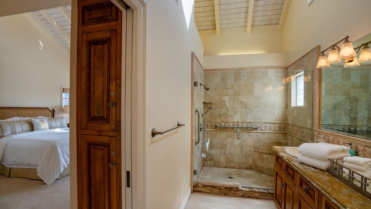 Photo of Bathroom in Newport Beach