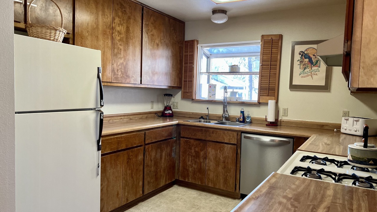 Photo of Kitchen in Oak Shores