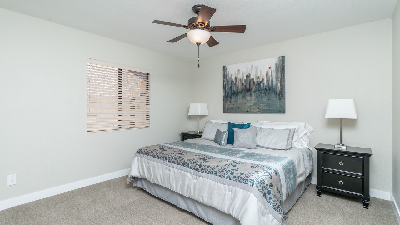 Photo of Bedroom in Paradise Valley Village