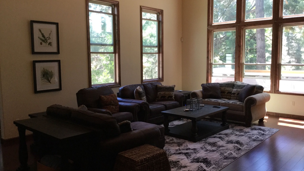 Photo of Bedroom in Shaver Lake