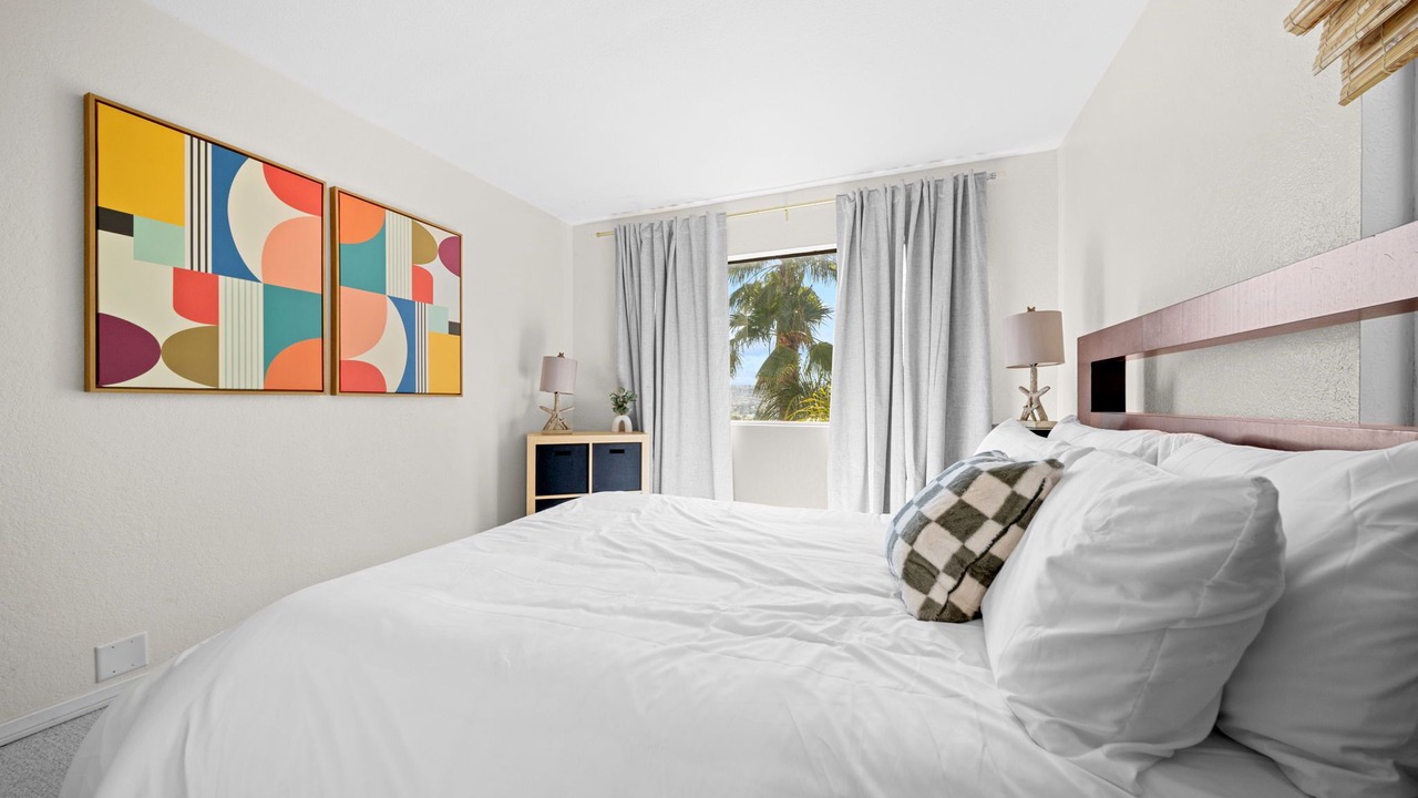 Photo of Bedroom in Canyon Lake