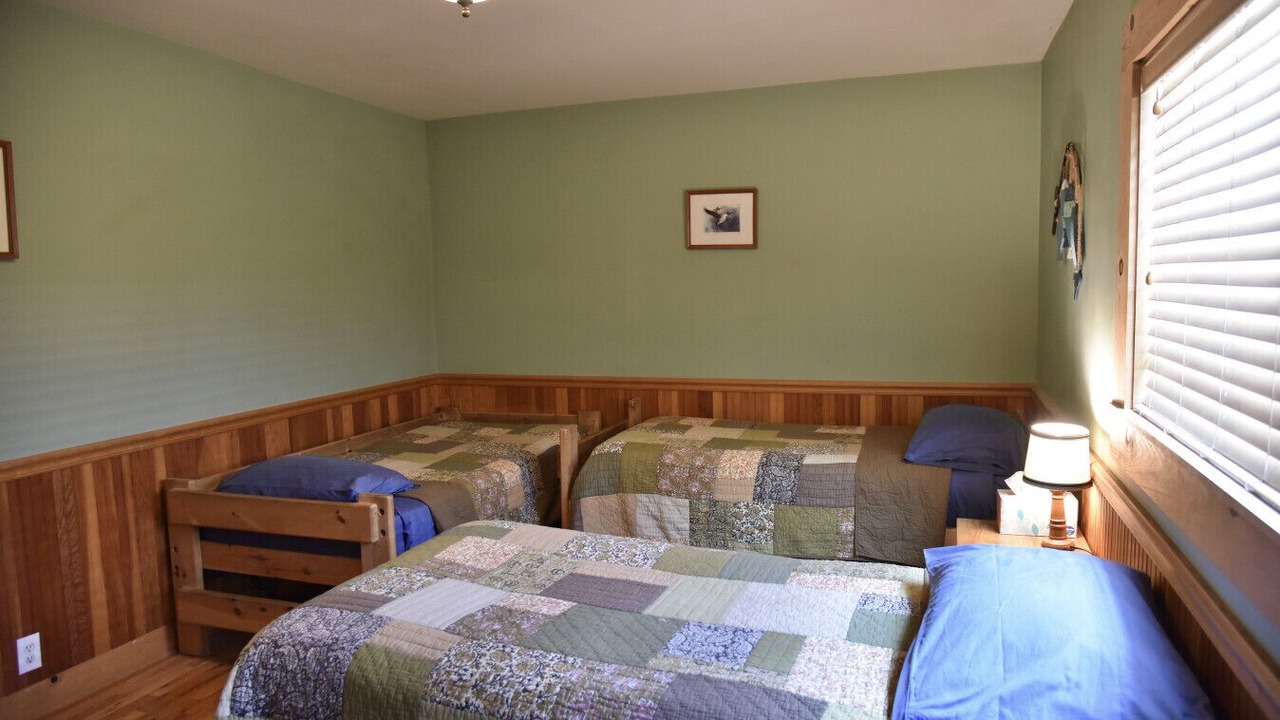 Photo of Bedroom in McCloud