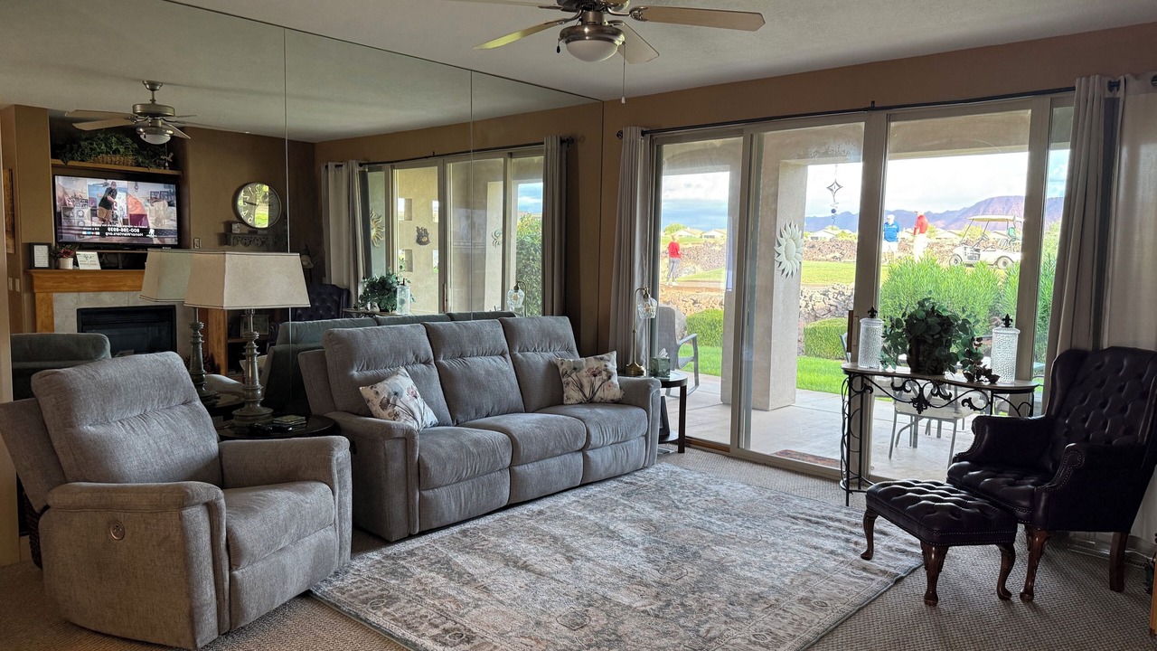 Photo of Livingroom in St. George