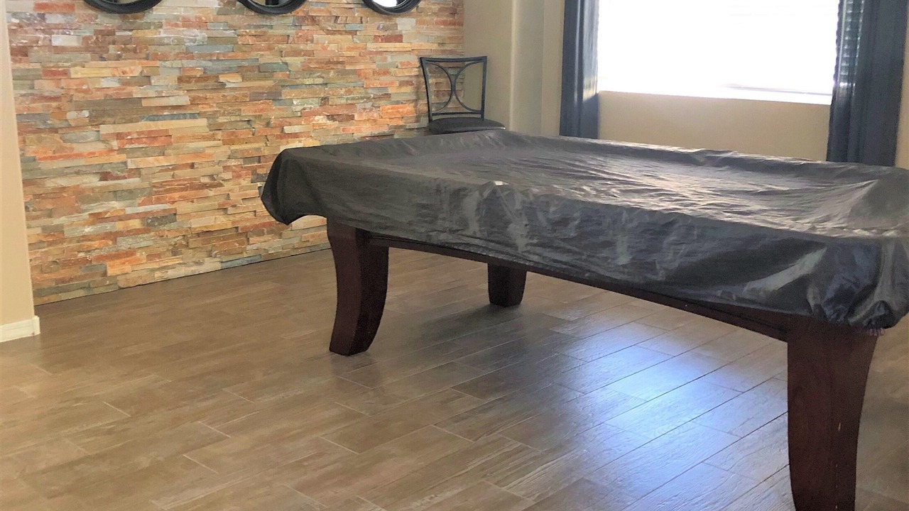 Photo of Bedroom in Continental Reserve