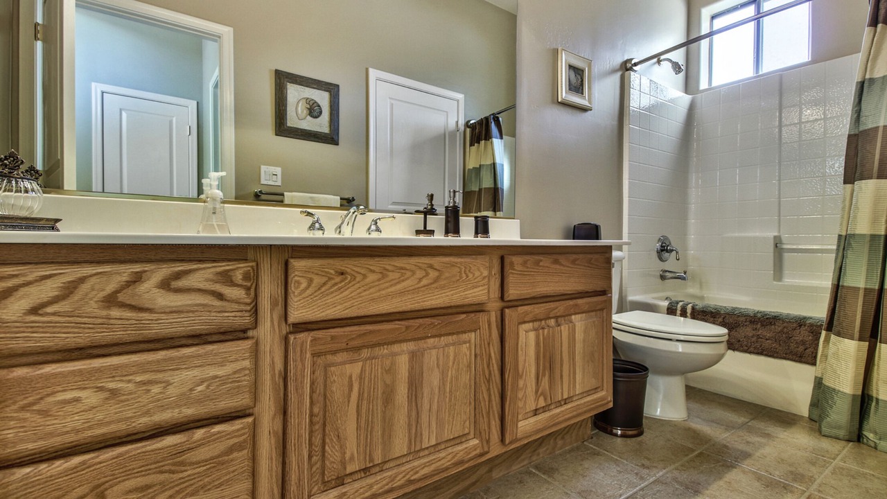 Photo of Bathroom in Red Mountain Ranch