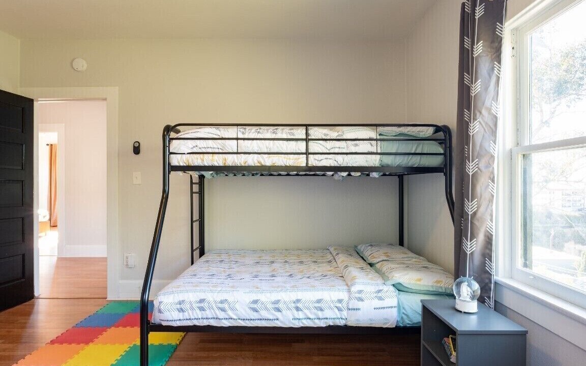 Photo of Bedroom in Park West