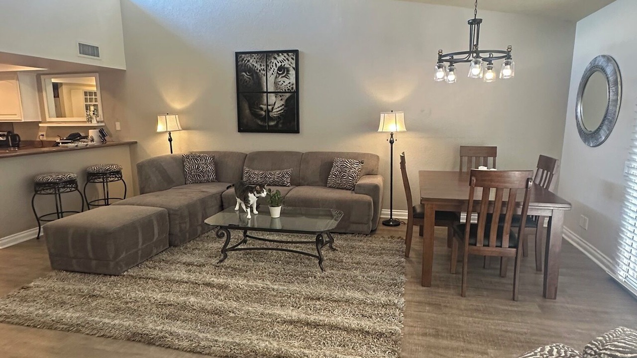Photo of Livingroom in Palm Desert