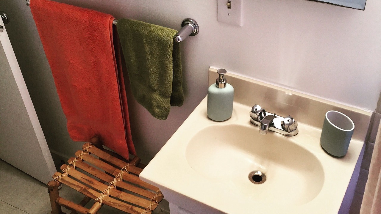 Photo of Bathroom in Upper Telegraph