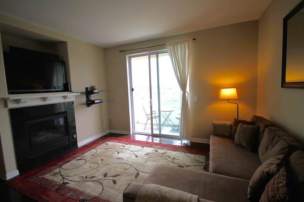 Photo of Livingroom in East Side Capistrano