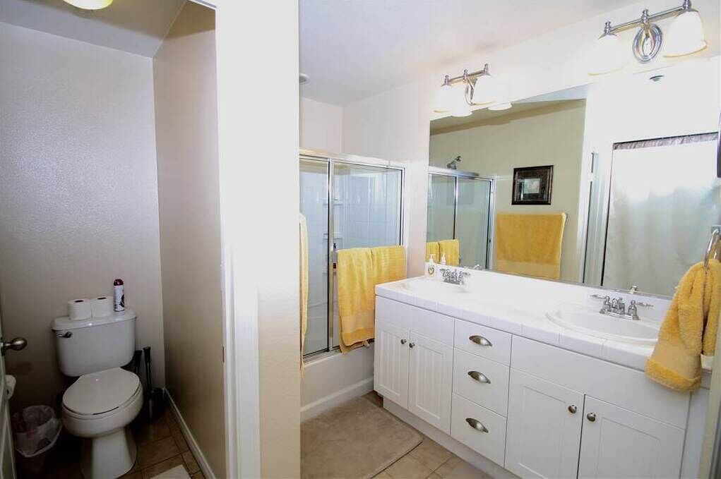 Photo of Bathroom in East Side Capistrano
