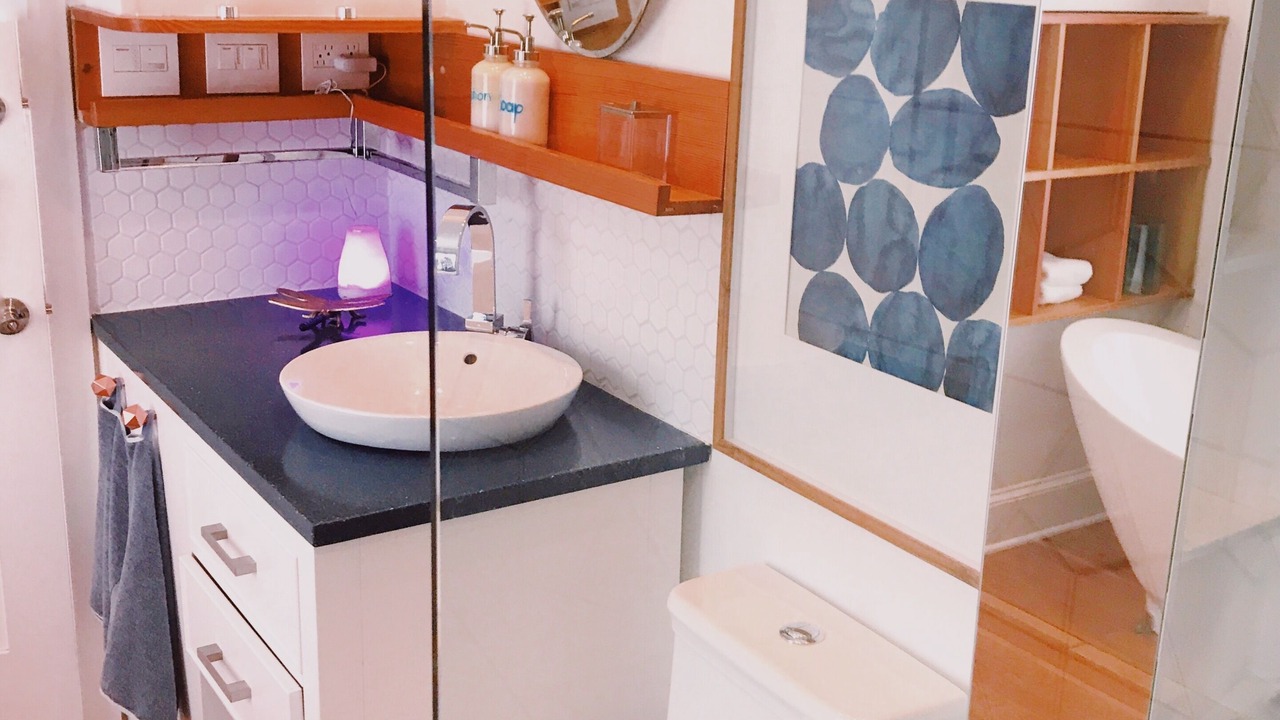 Photo of Bathroom in Baywood Park