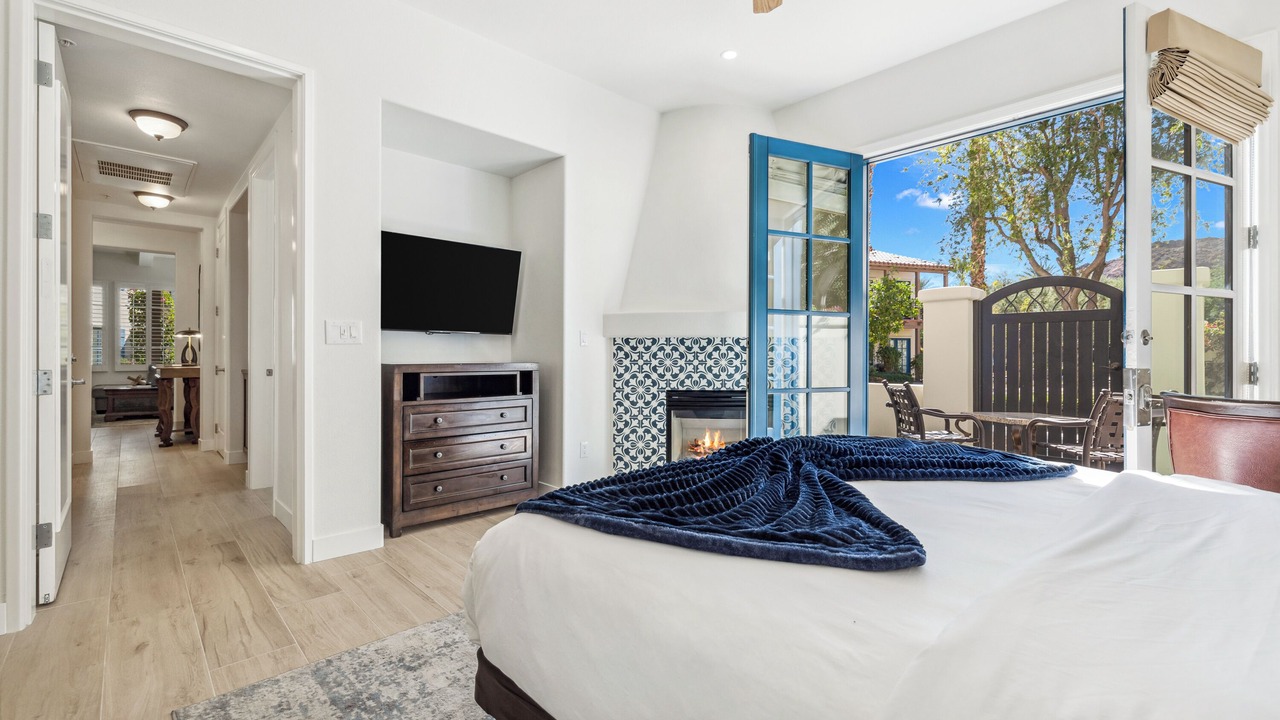 Photo of Bedroom in La Quinta
