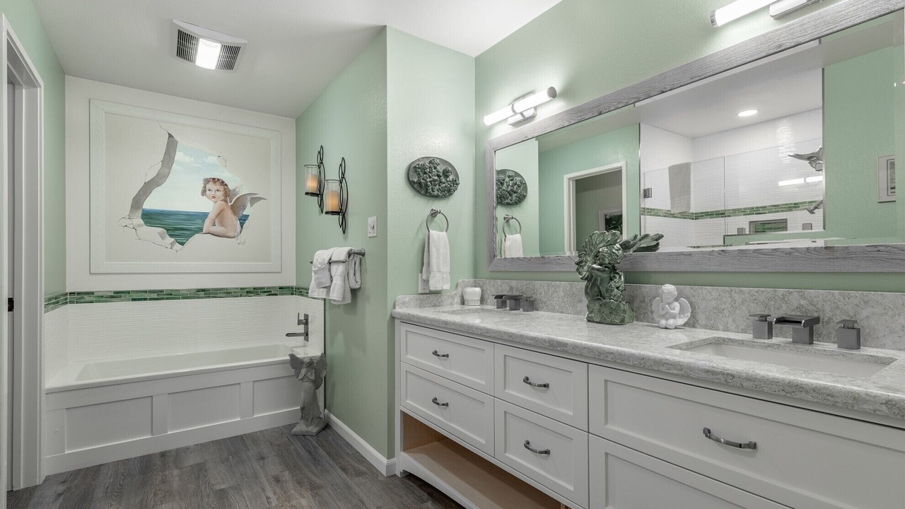 Photo of Bathroom in Pajaro Dunes