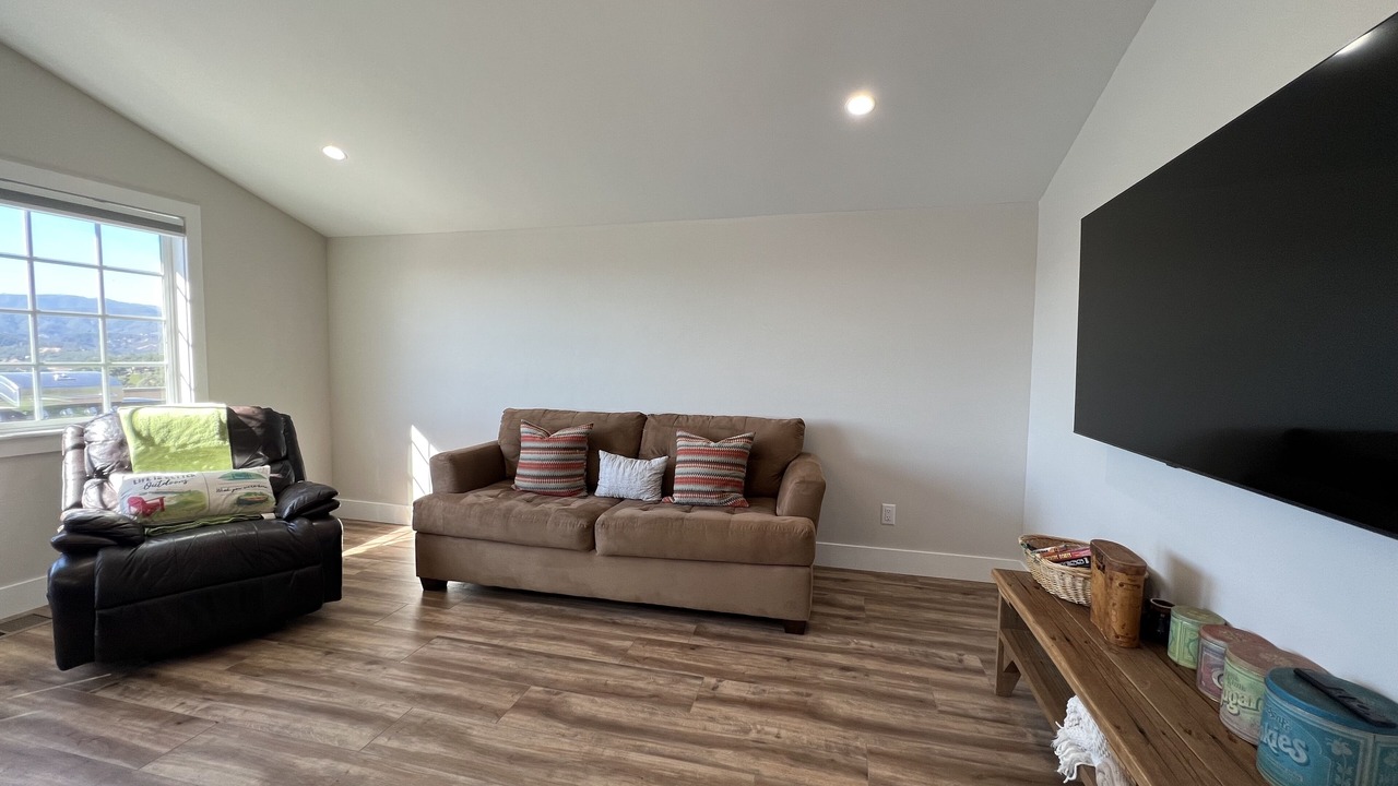 Photo of Livingroom in Oak Shores