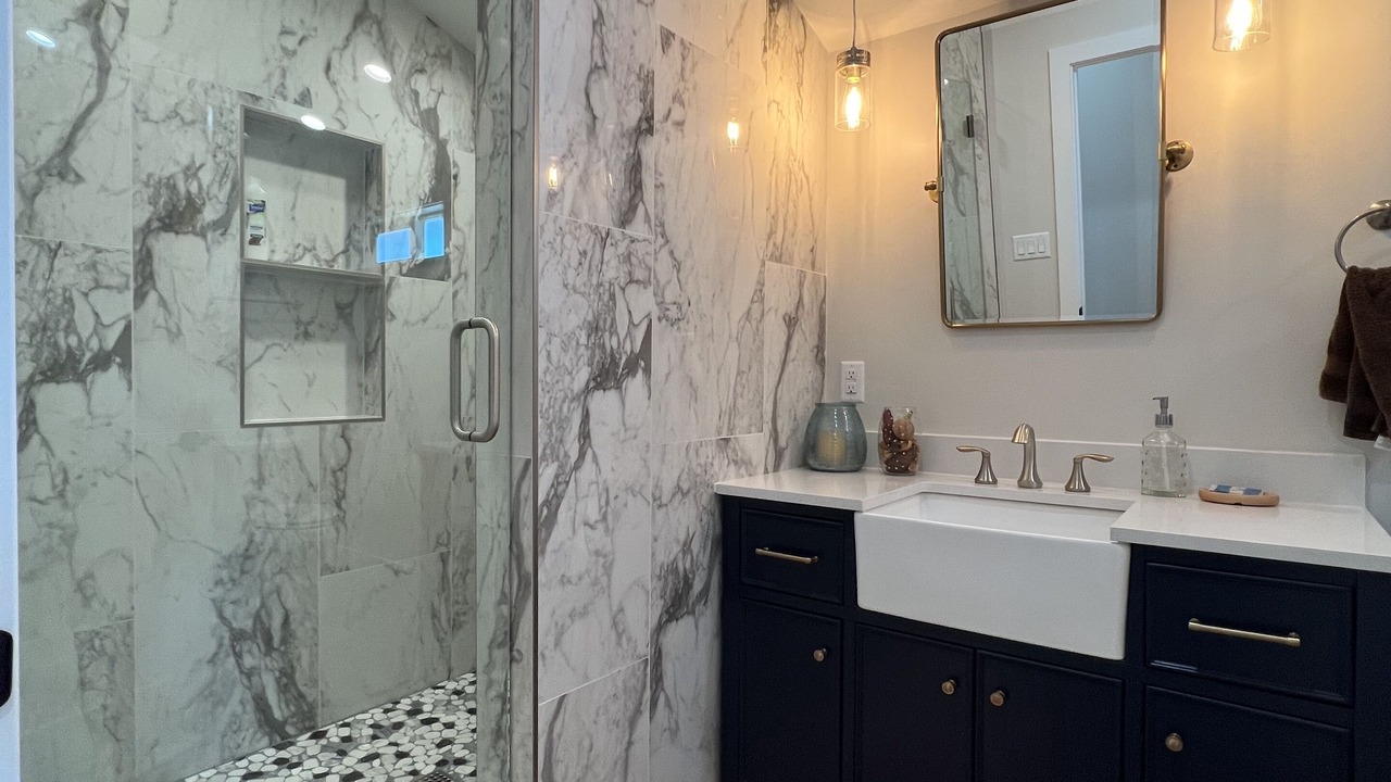 Photo of Bathroom in Oak Shores