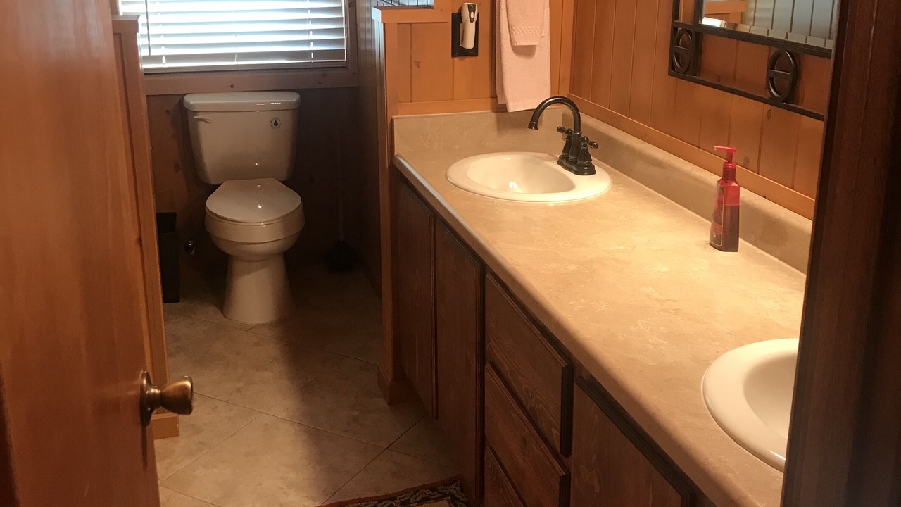 Photo of Bathroom in Pinetop-Lakeside