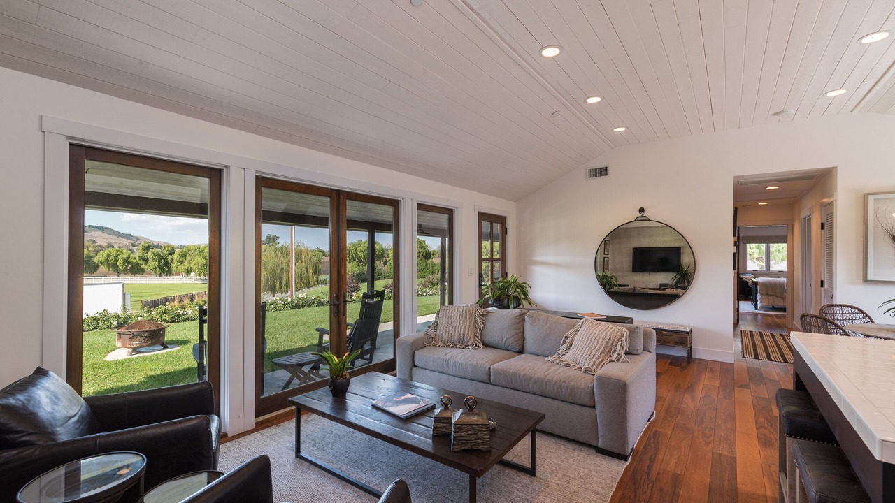 Photo of Livingroom in San Luis Obispo