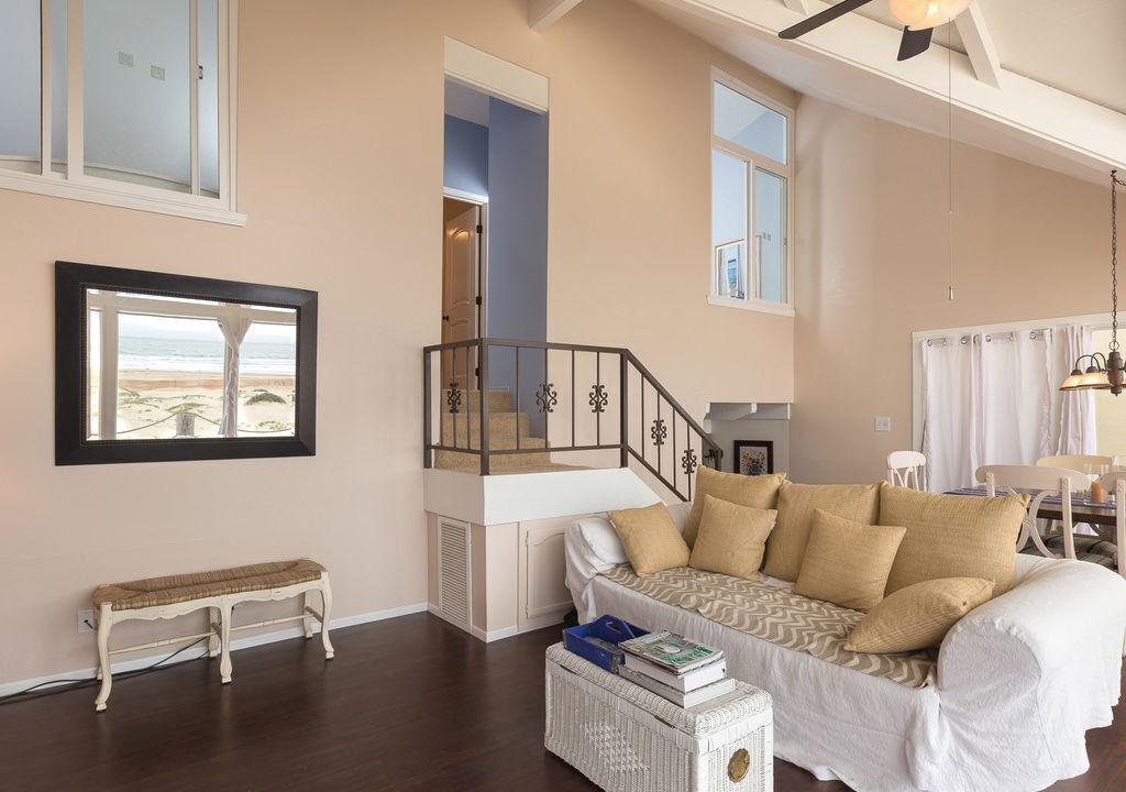 Photo of Livingroom in Oceano