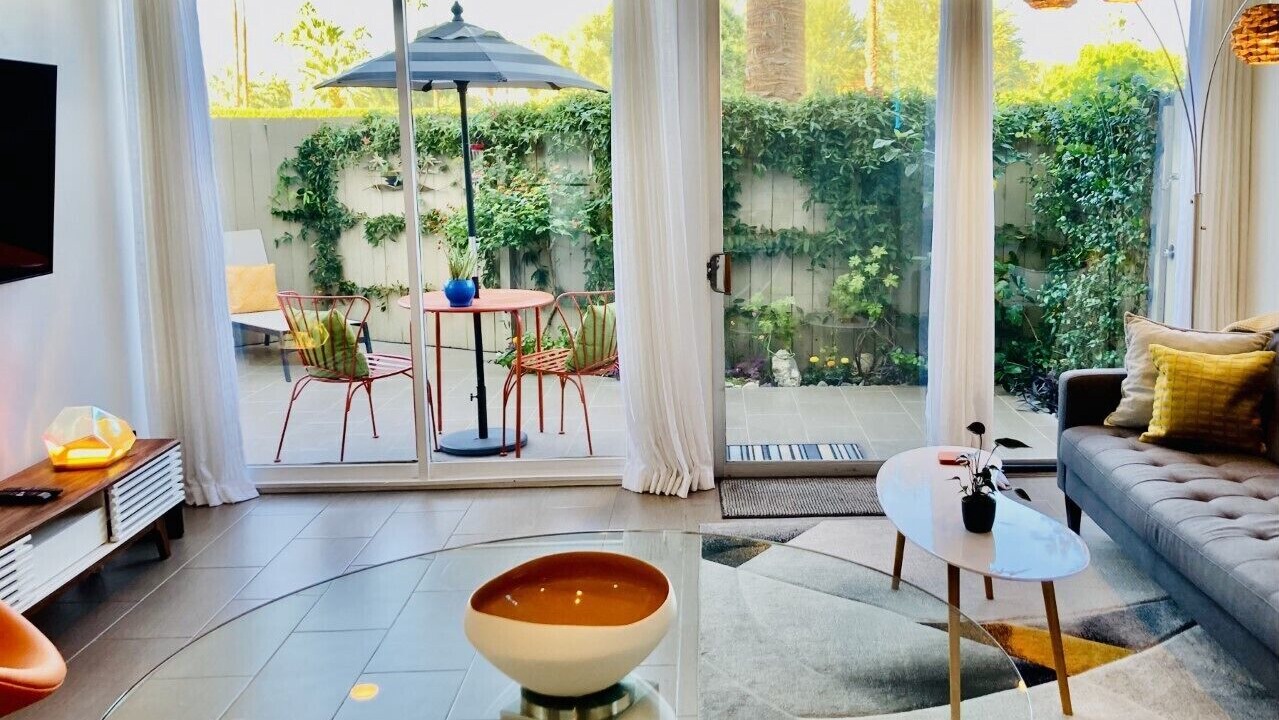 Photo of Livingroom in Twin Palms