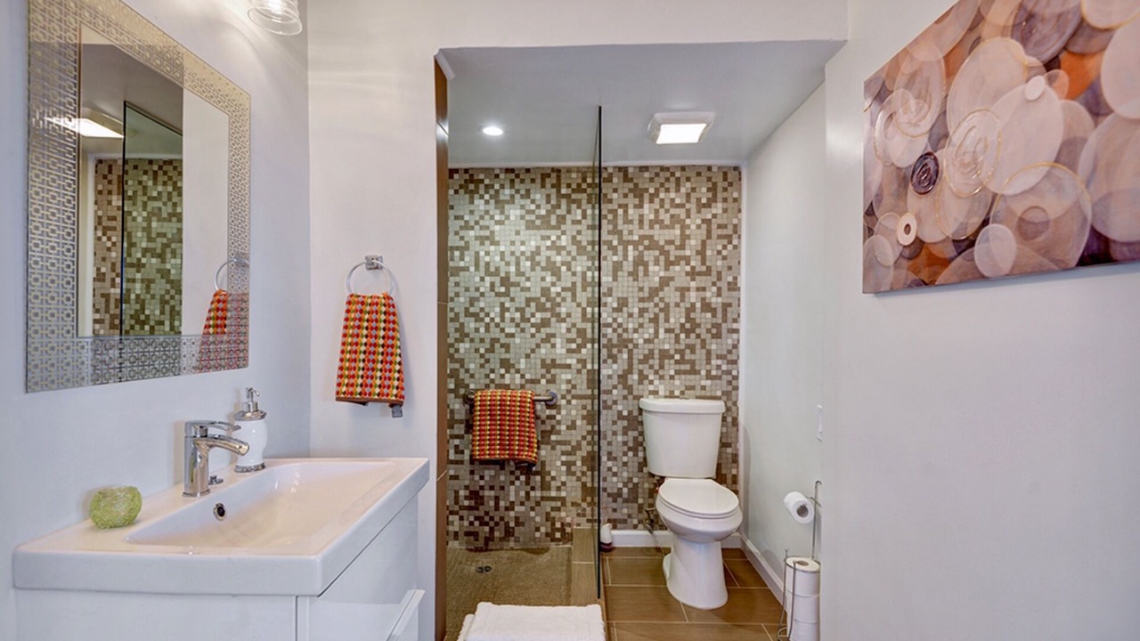 Photo of Bathroom in Twin Palms