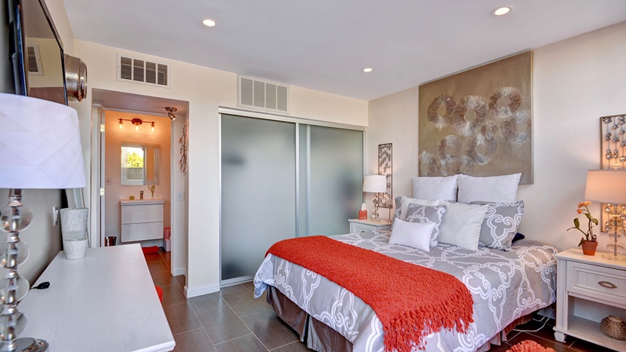 Photo of Bedroom in Twin Palms