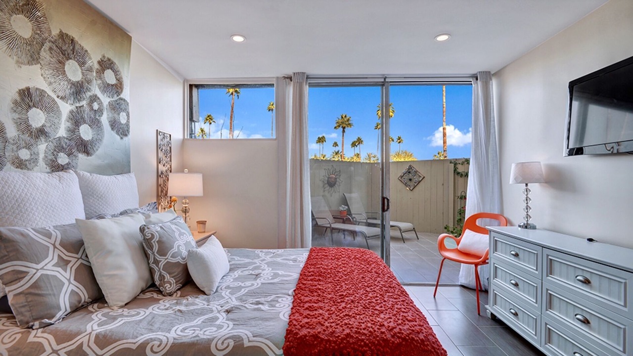 Photo of Bedroom in Twin Palms