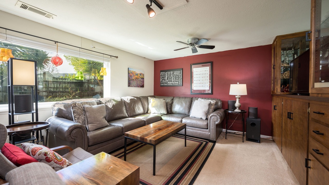 Photo of Livingroom in San Luis Obispo