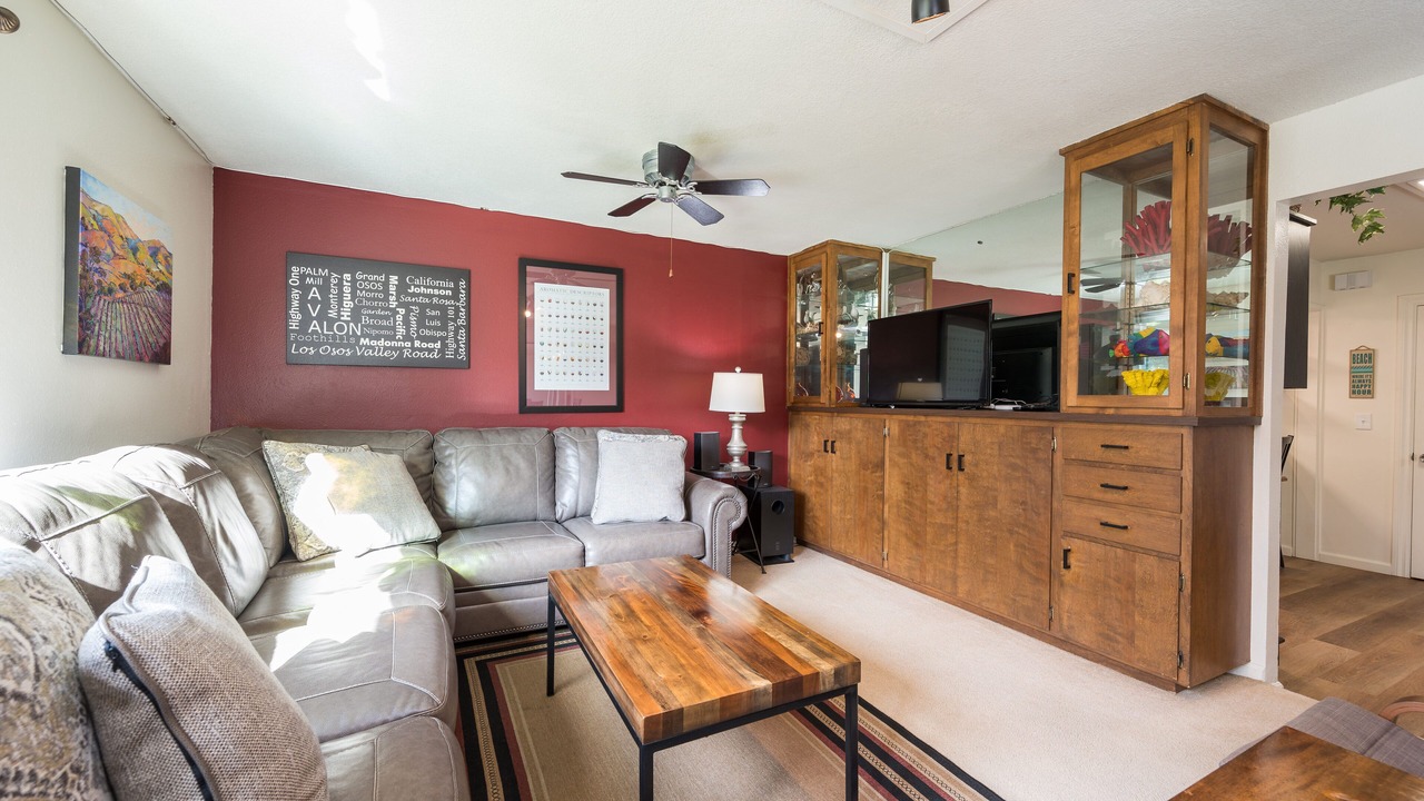 Photo of Livingroom in San Luis Obispo