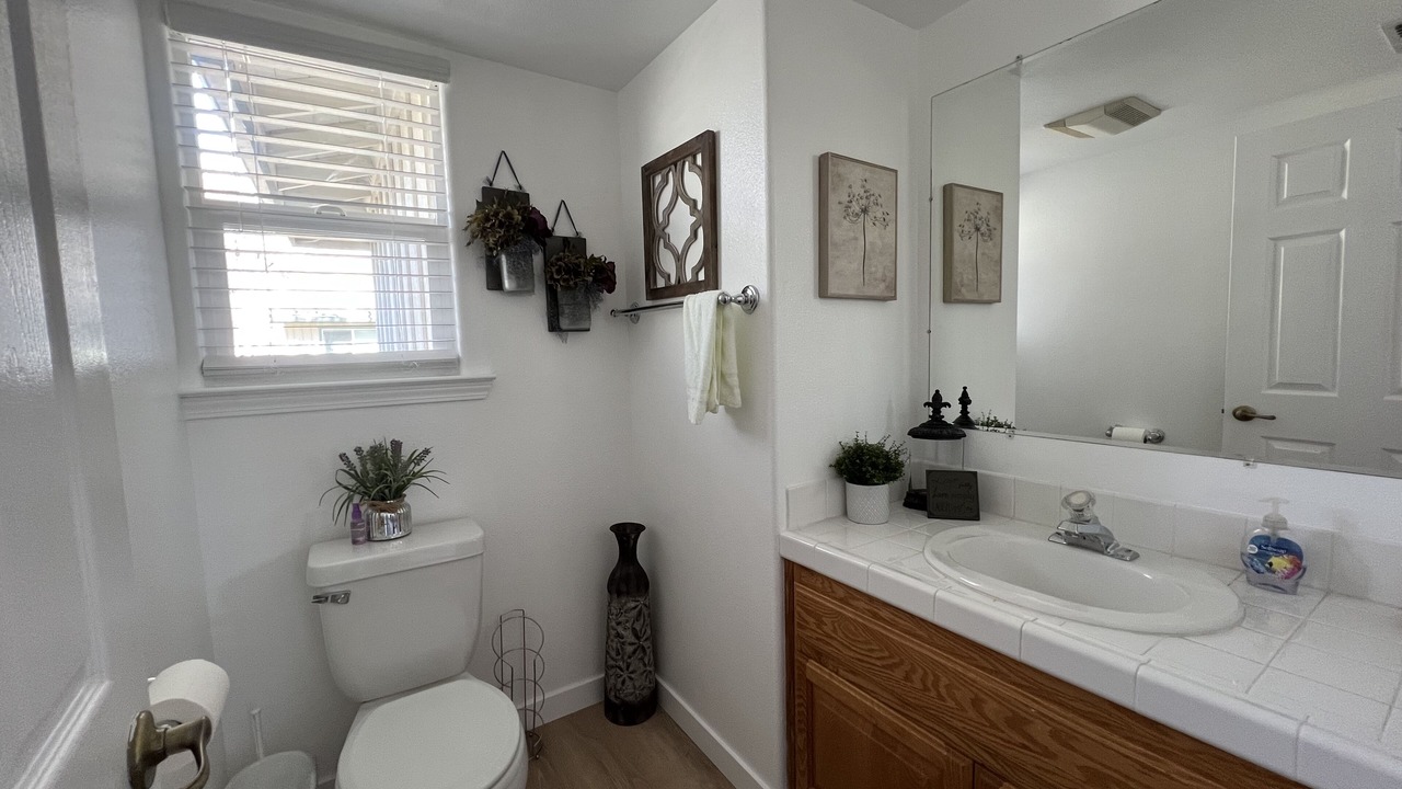 Photo of Bathroom in Oak Shores