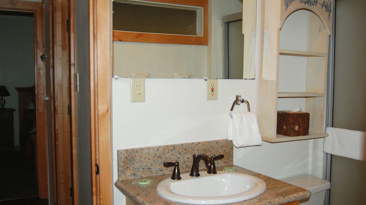 Photo of Bathroom in North Wawona