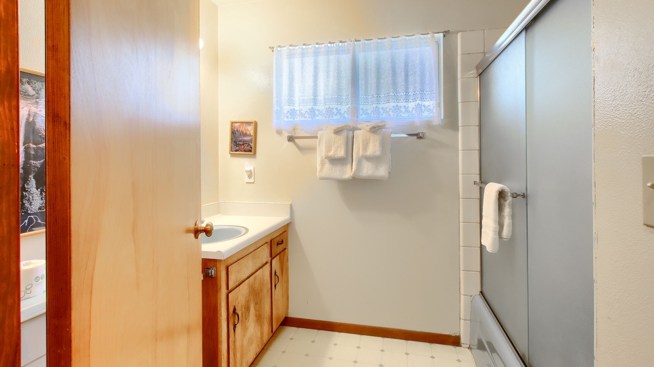 Photo of Bathroom in North Wawona
