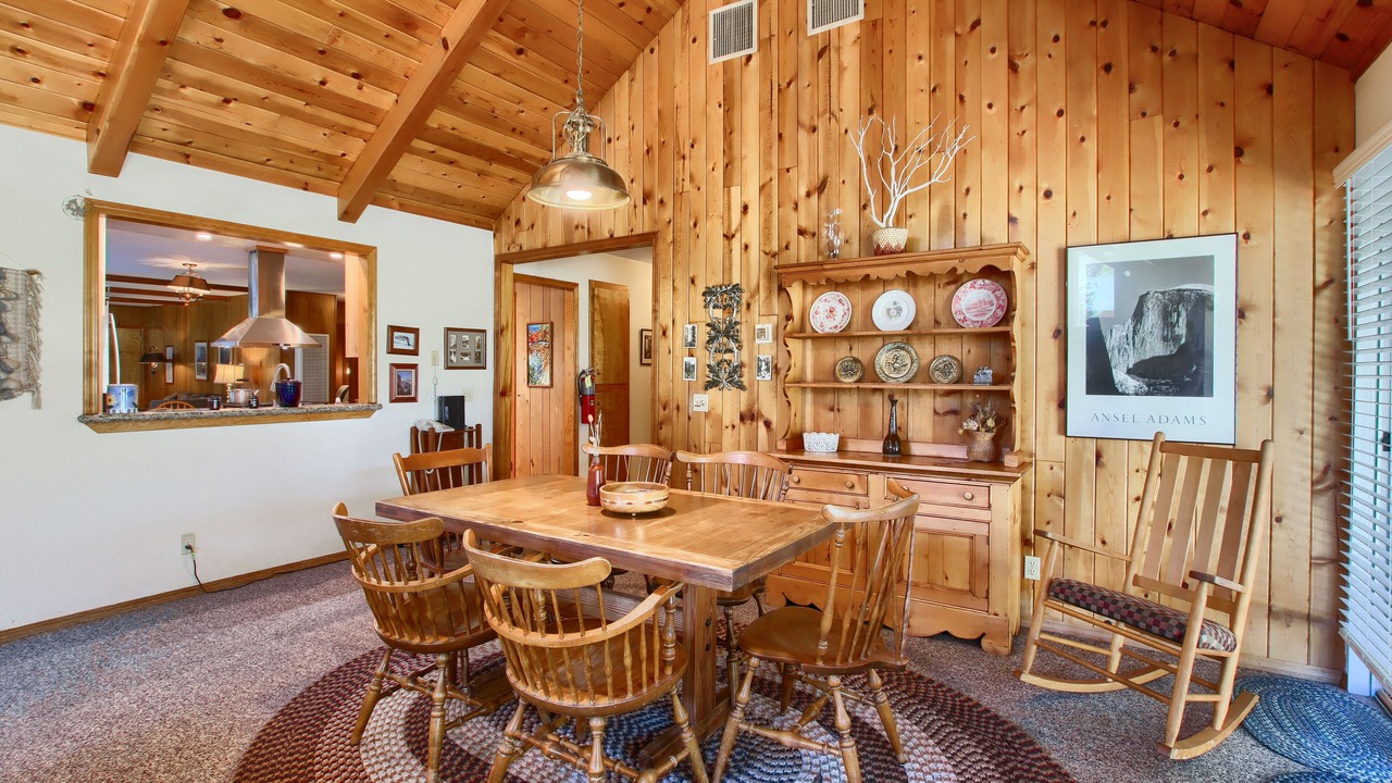 Photo of Bedroom in North Wawona