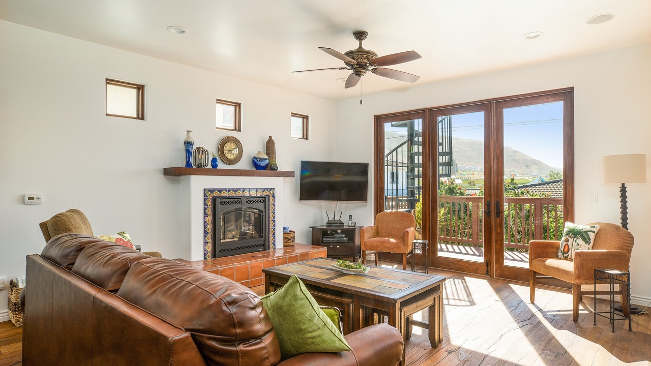 Photo of Livingroom in Shell Beach
