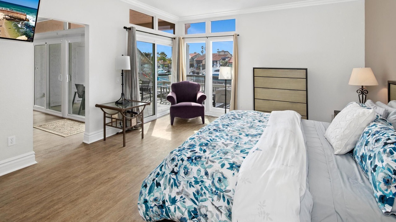 Photo of Bedroom in Coronado Cays