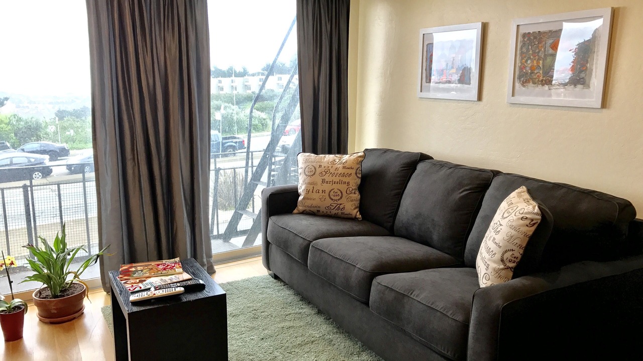 Photo of Livingroom in Upper Market