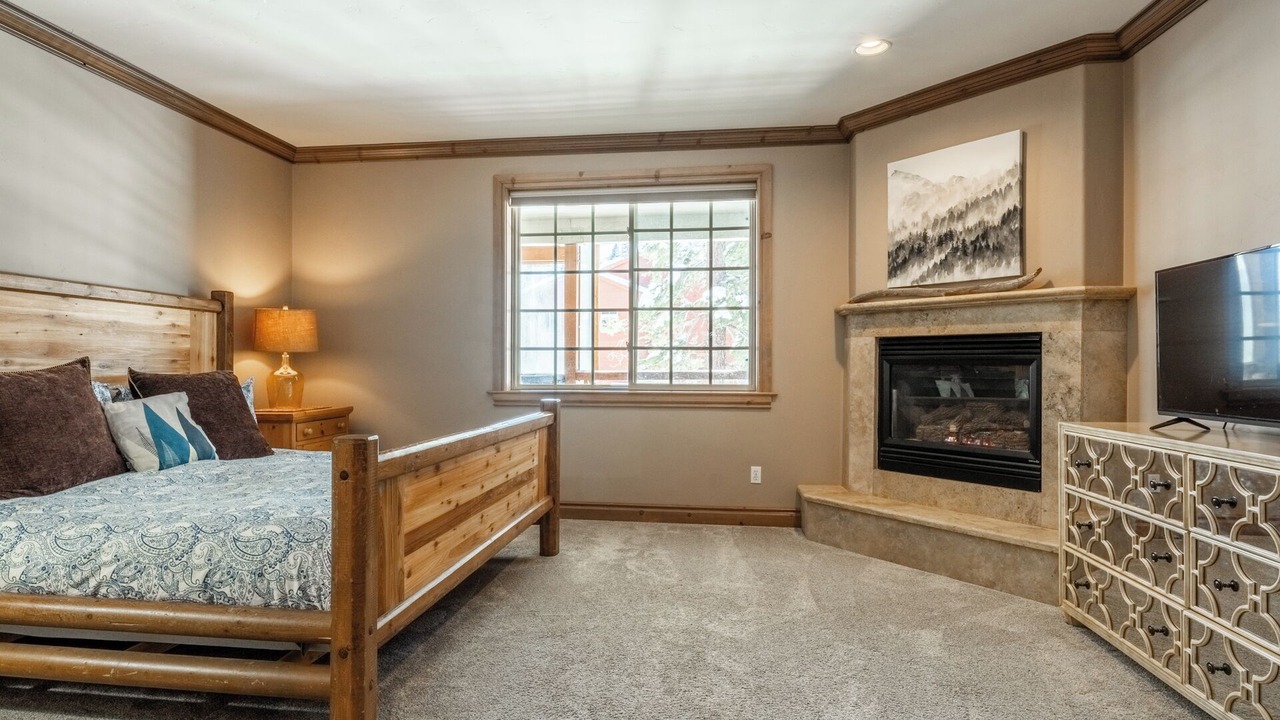 Photo of Livingroom in Mammoth Lakes