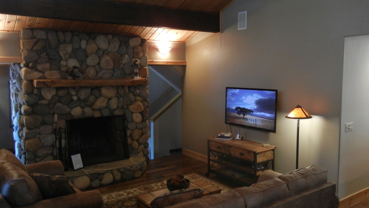 Photo of Livingroom in Country Club Estates