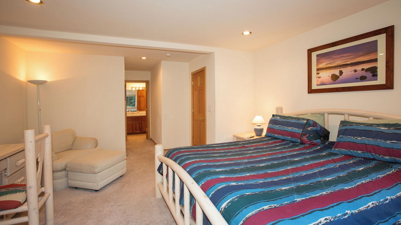 Photo of Bedroom in Kings Beach