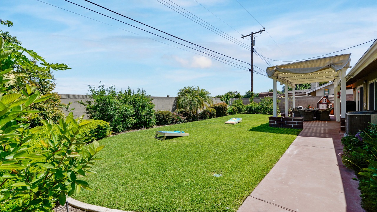 Photo of Patio Balcony in Orange