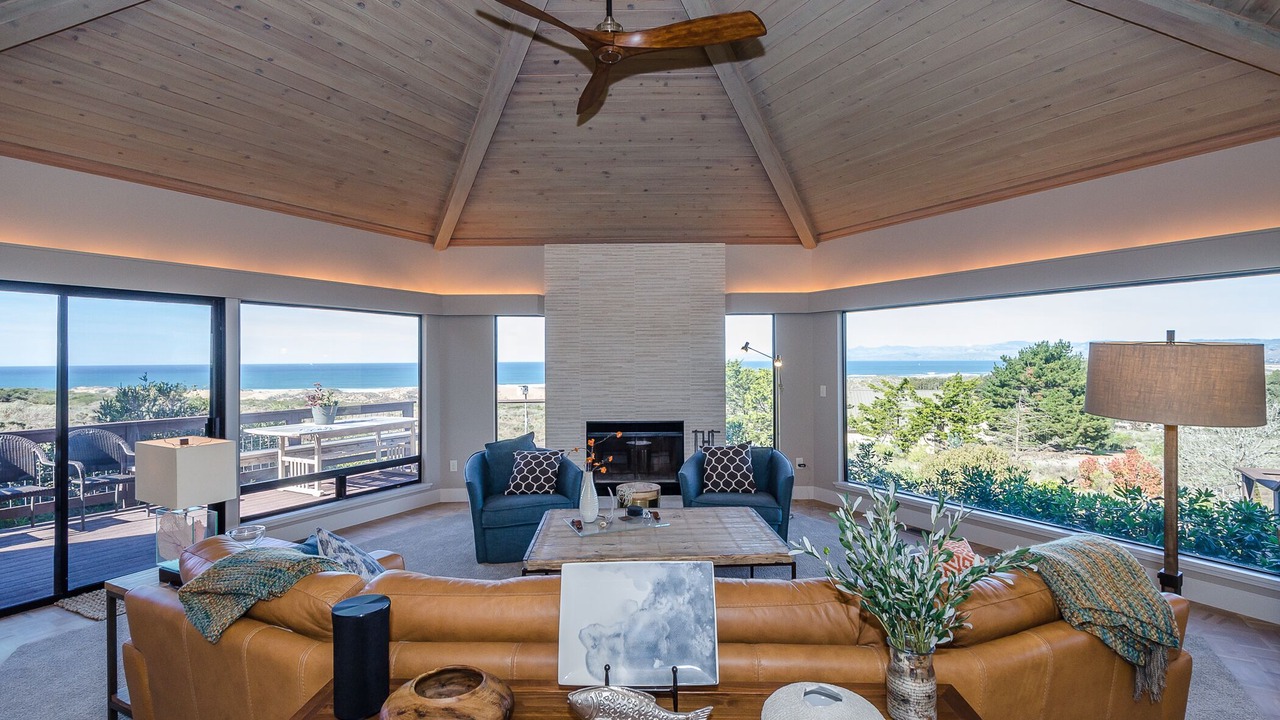 Photo of Bedroom in Los Osos