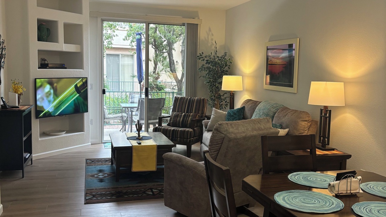 Photo of Livingroom in Superstition Lakes